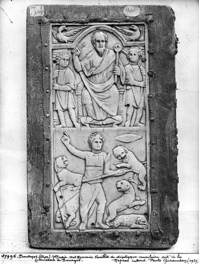 Consulaire Diptiek van Aetius, linker paneel door Gallo Roman